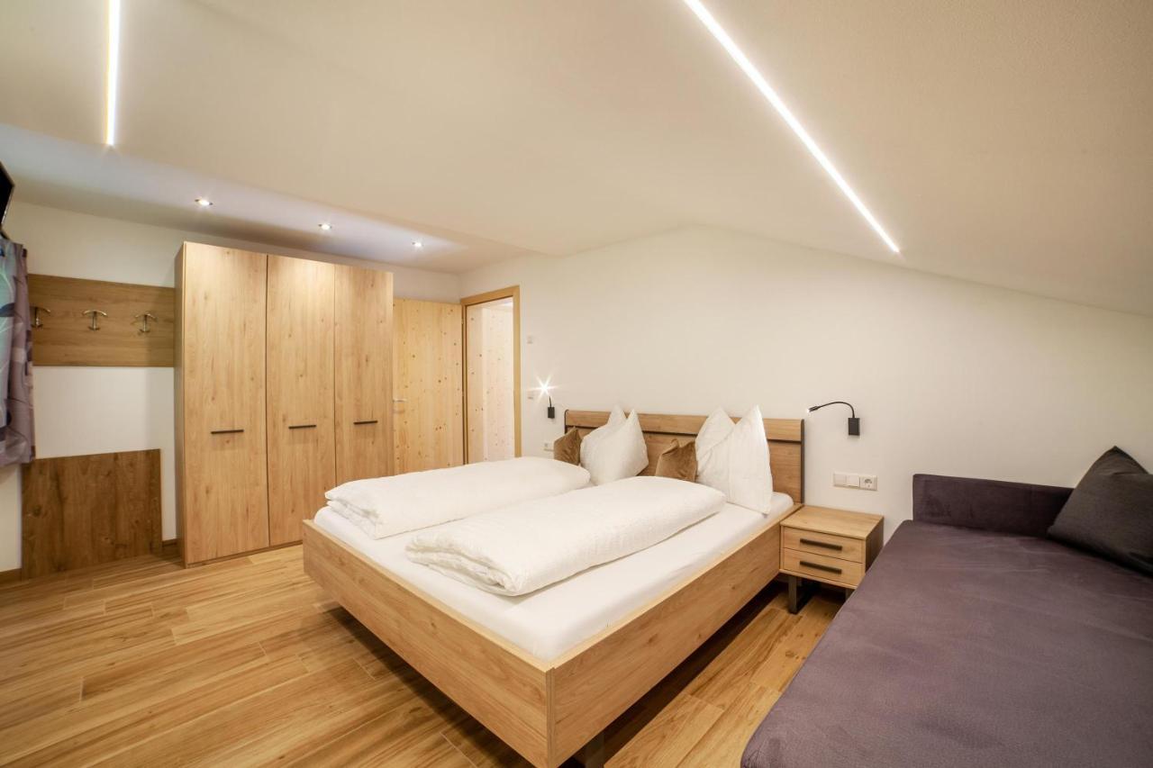 Innergasserhof Ferienwohnung Edelweiss San Martino In Passiria  Eksteriør bilde