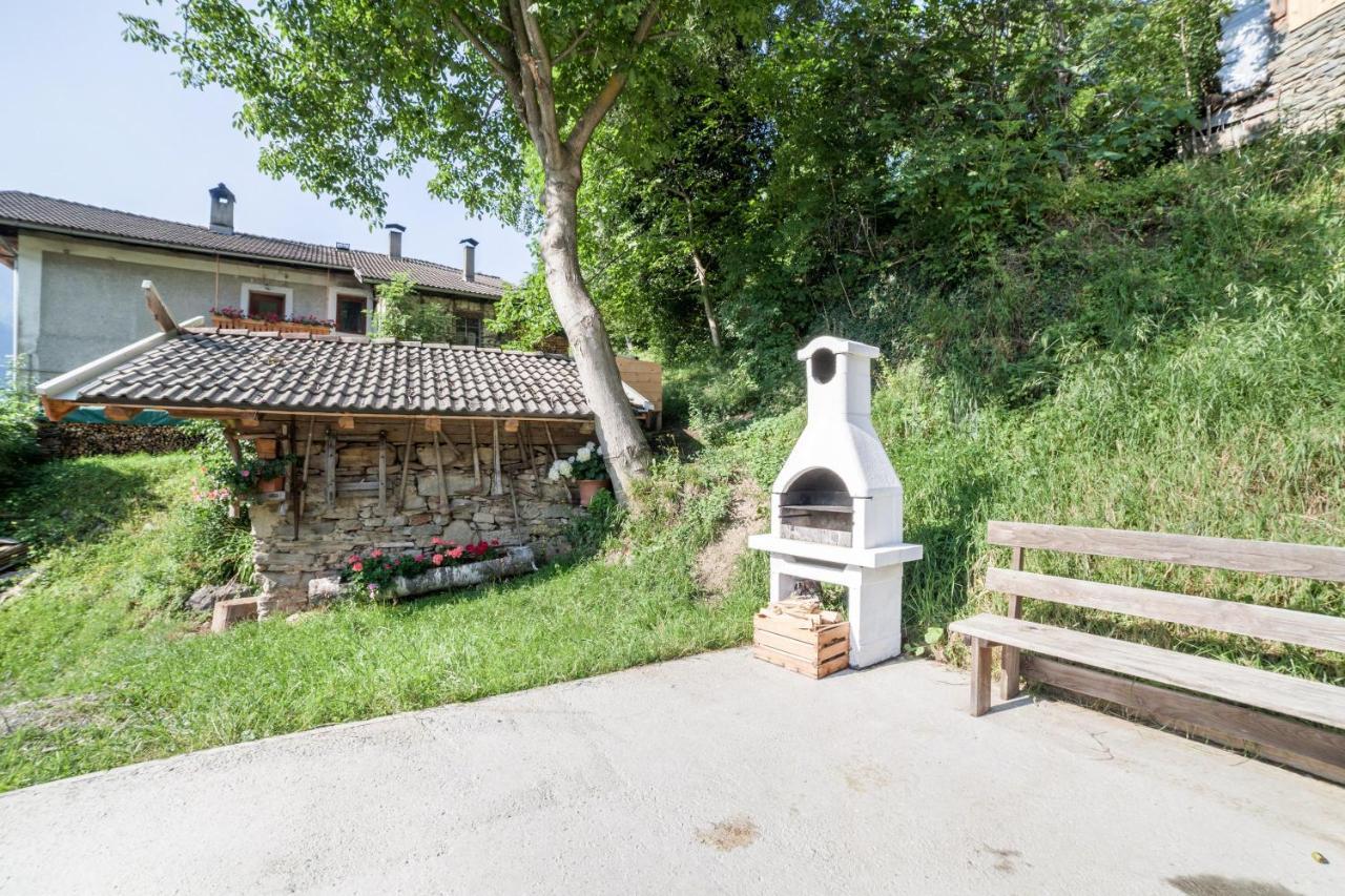 Innergasserhof Ferienwohnung Edelweiss San Martino In Passiria  Eksteriør bilde